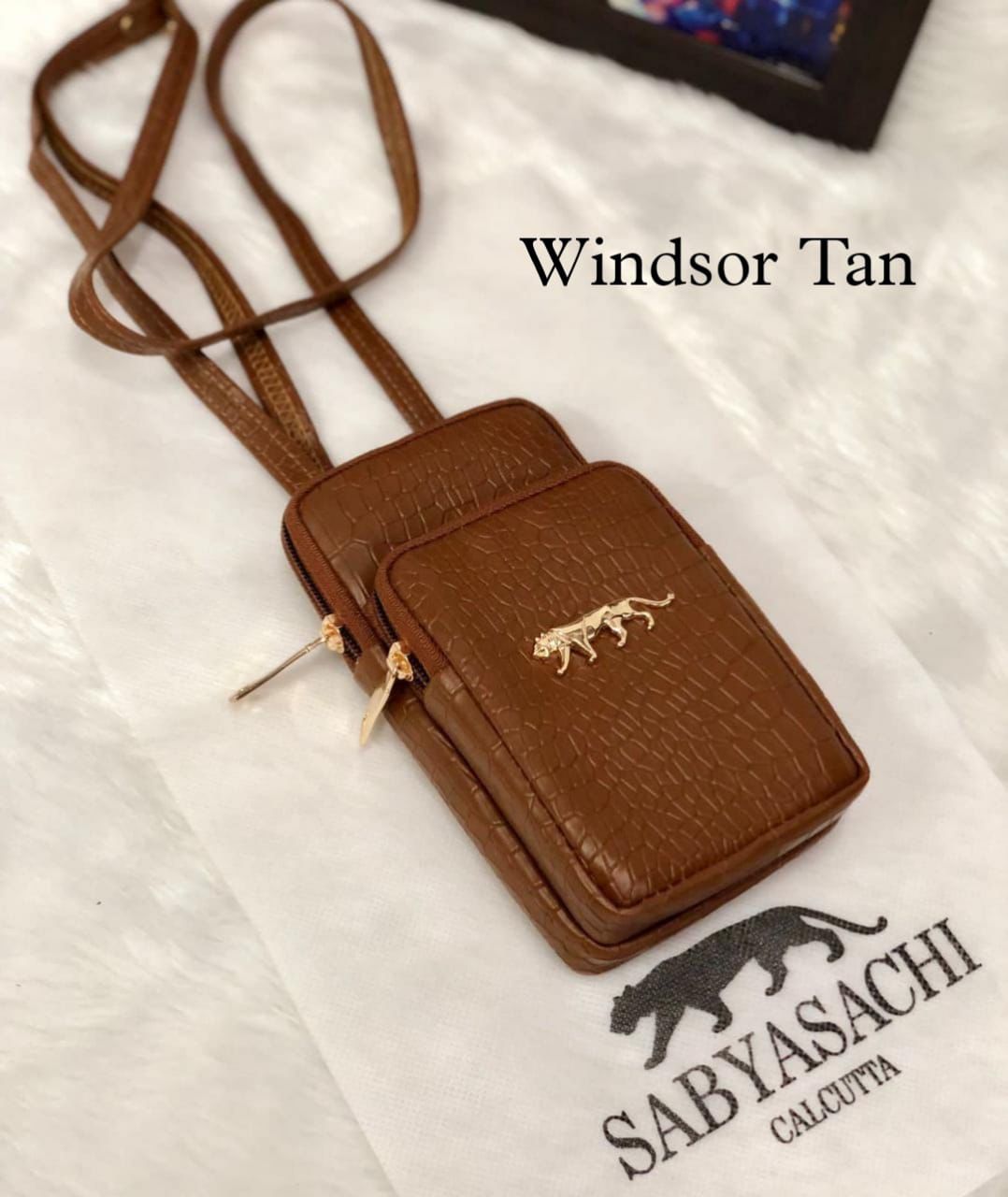 Sabyasachi Mobile Sling